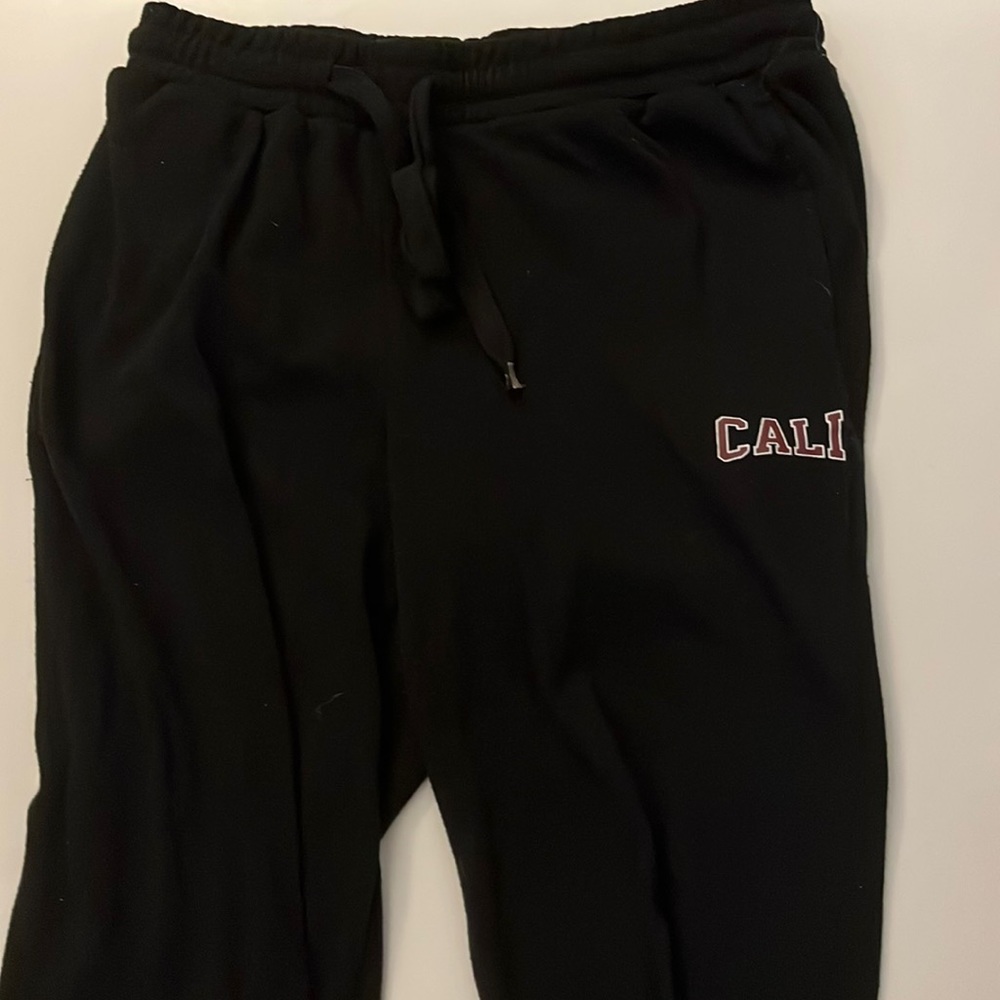 🌻 Black Sweatpants